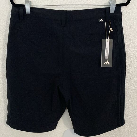 NWT- ADIDAS- 32” Nylon golf shorts-Size 32 - Picture 4 of 11